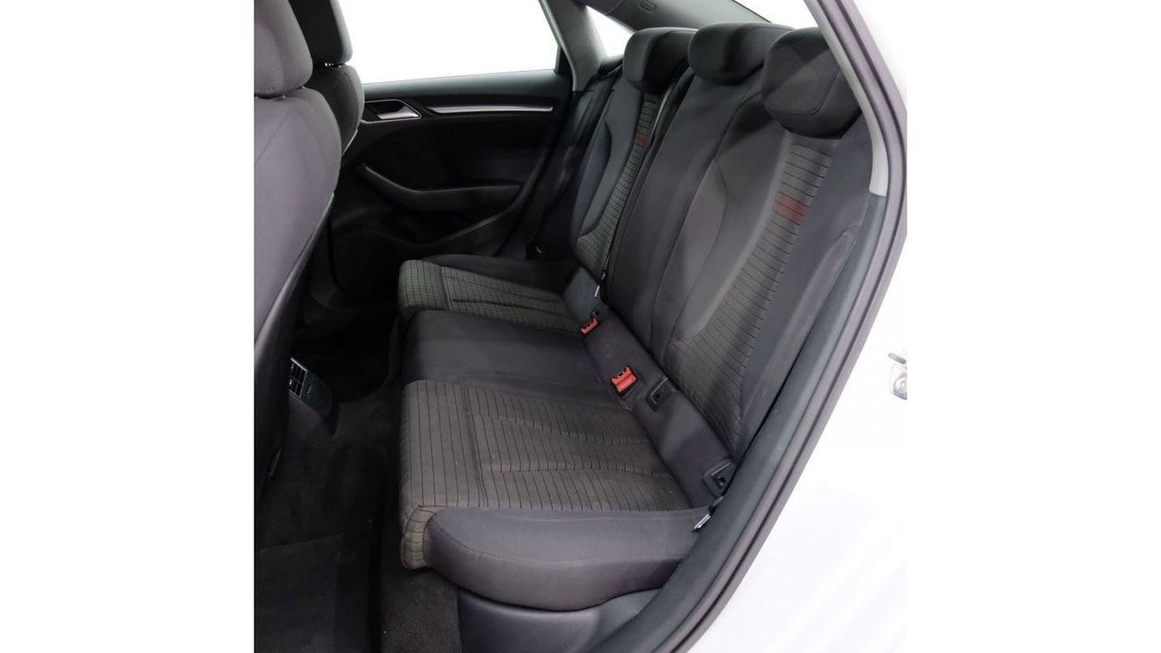 أودي A3 30 TFSI سبورت