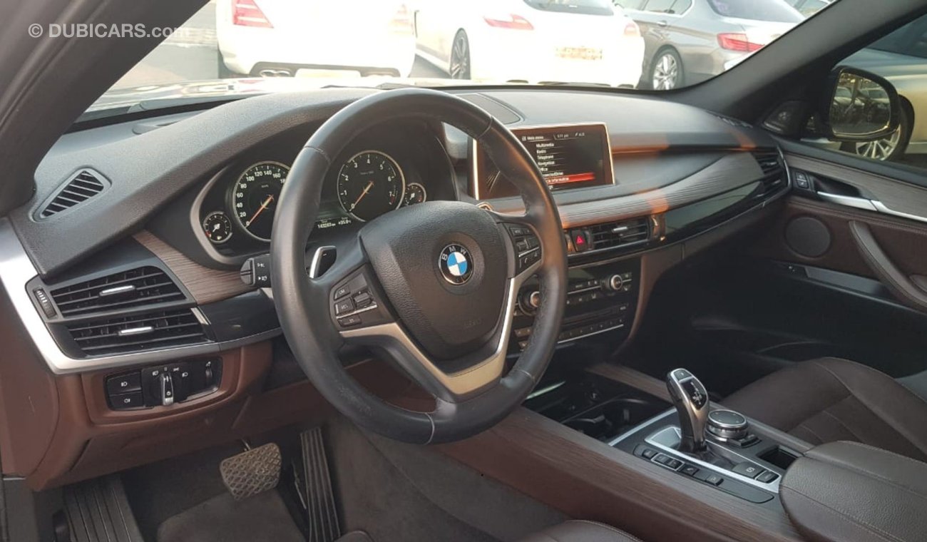 BMW X5 Model 2015GCC car prefect condition full option low mileage