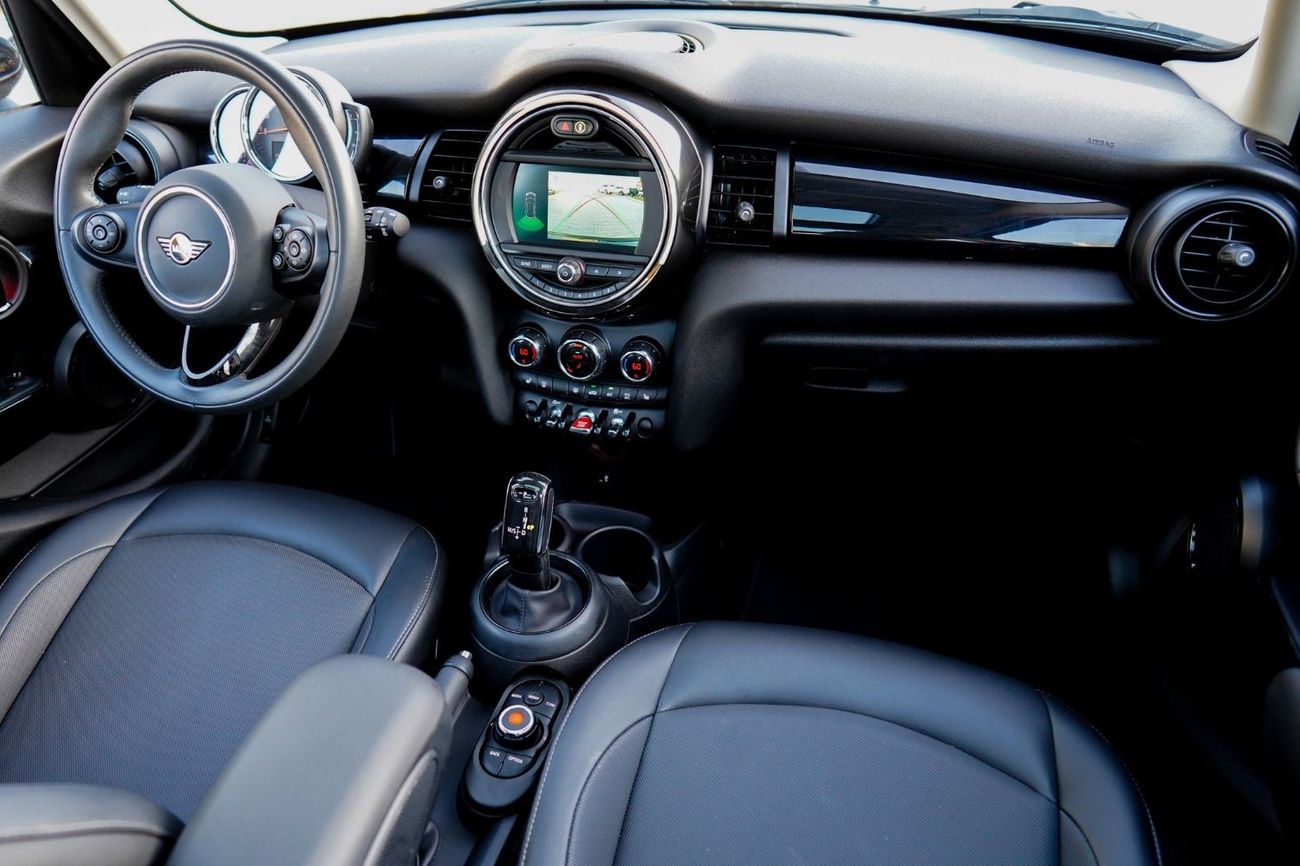 Used Std MINI Cooper 2021 American Spec under Warranty with Flexible ...