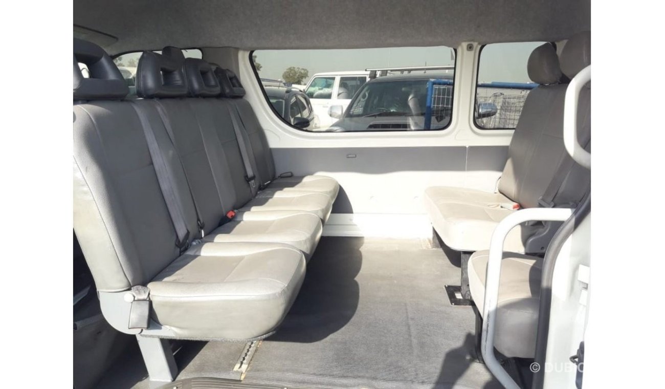 تويوتا هاياس Hiace Commuter RIGHT HAND DRIVE (Stock no PM 286 )