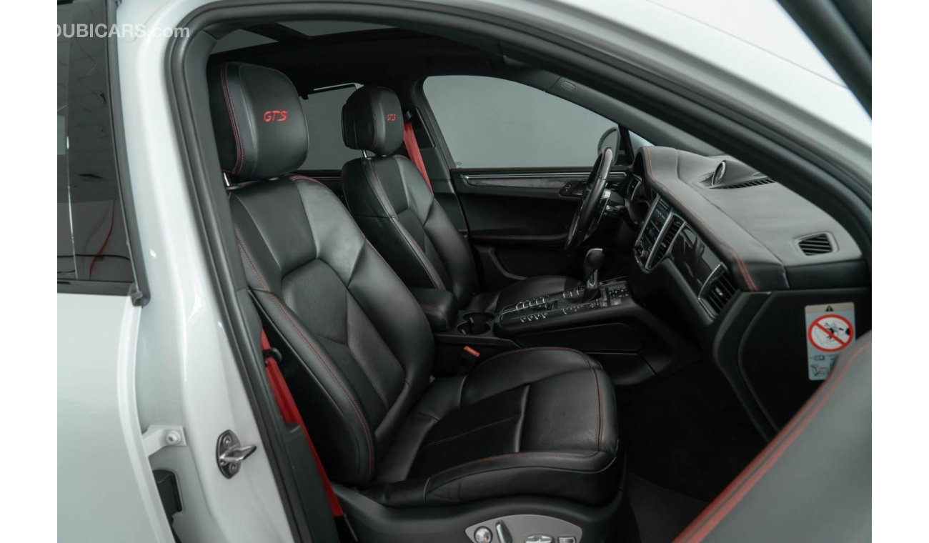 Porsche Macan 2017 Porsche Macan GTS / Full-Service History / Two Years ARM Service Pack