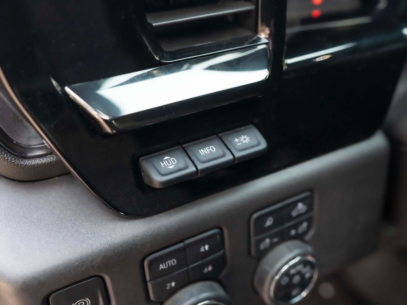 Chevrolet Silverado ZR2