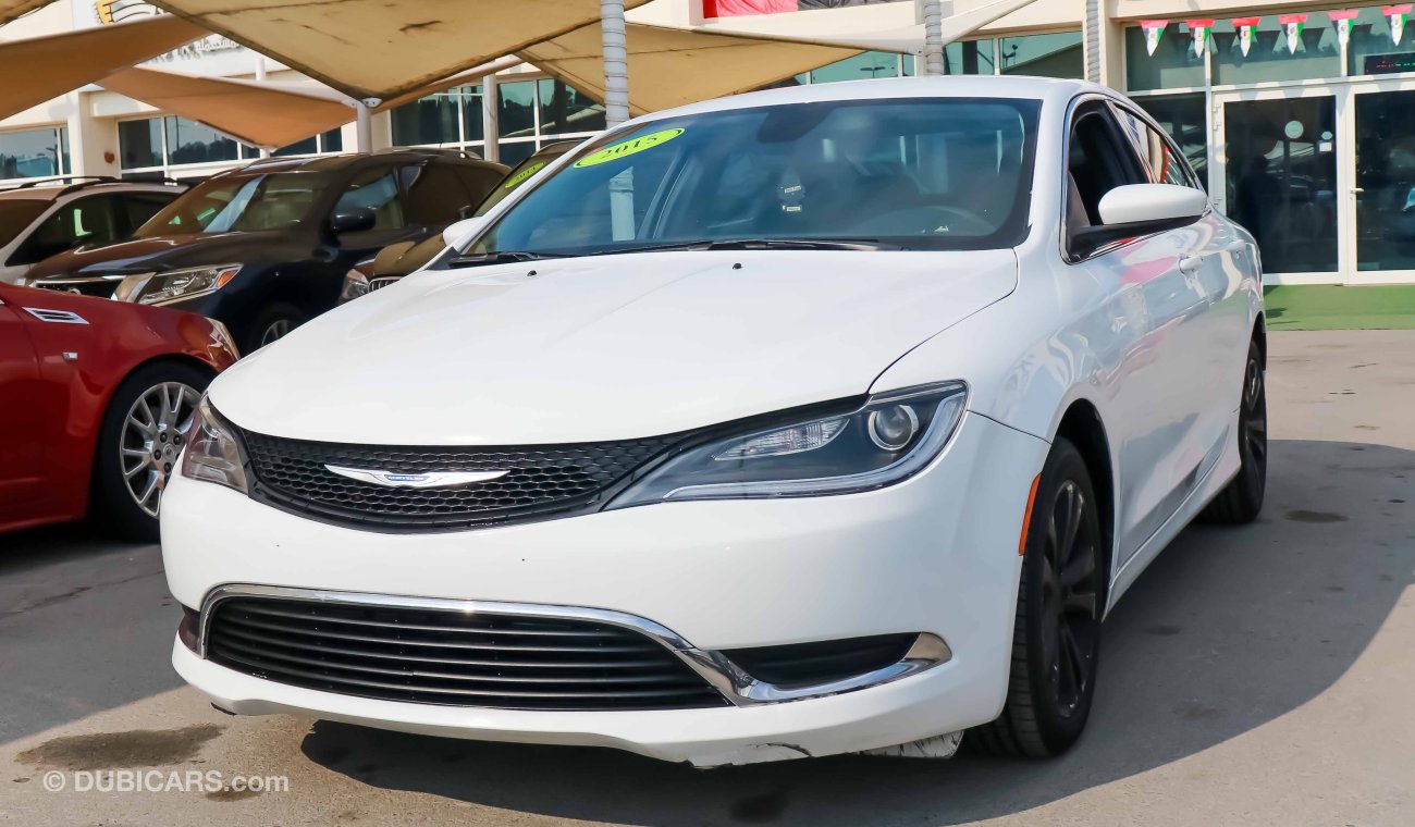 Chrysler 200