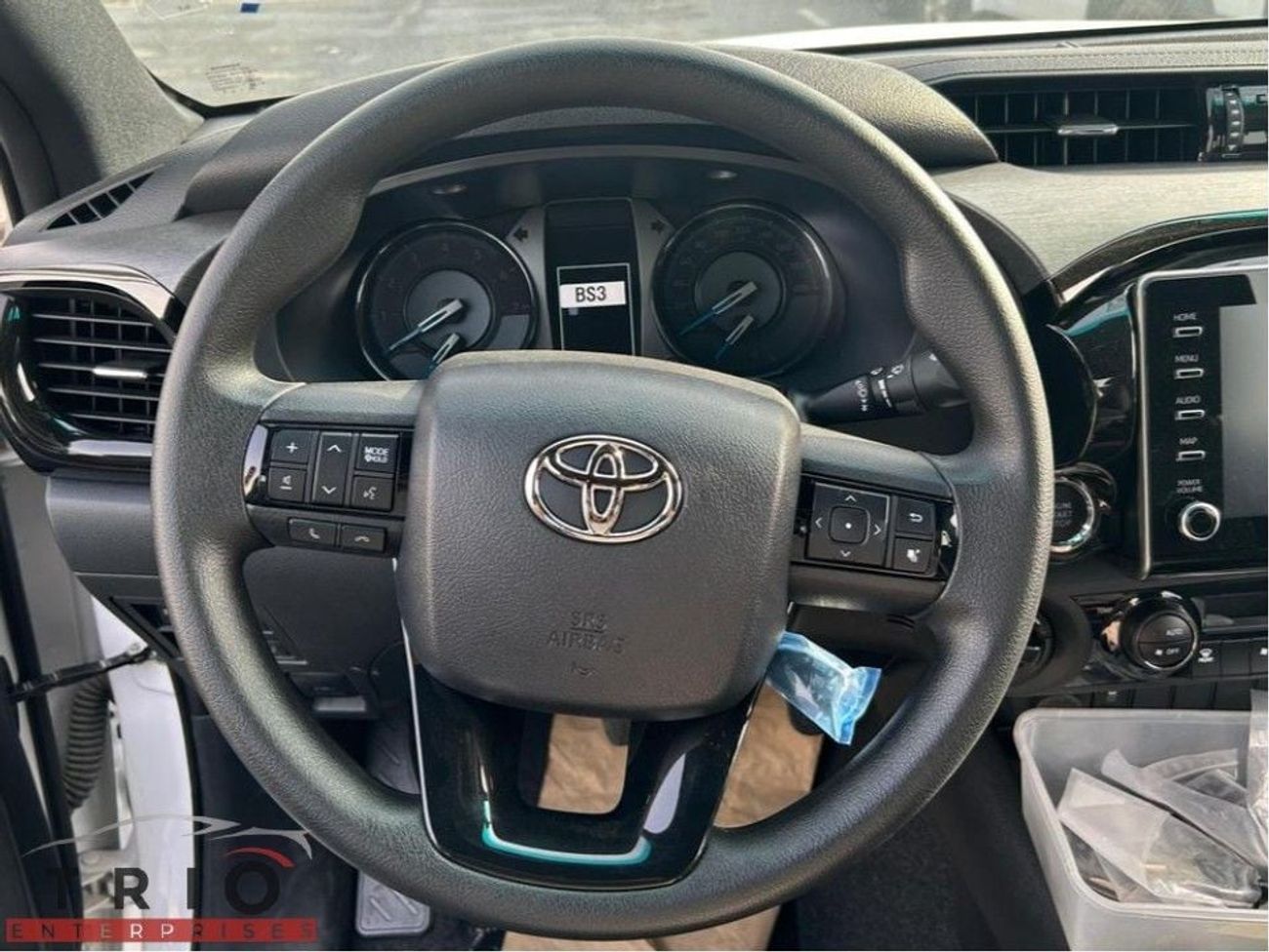 Toyota Hilux TOYOTA HILUX ADVENTURE - 4.0L - PETROL - AT - 2025MY ( OMAN SPEC )