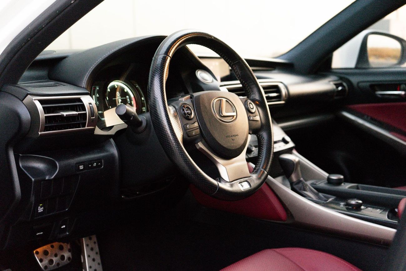 Lexus IS250 2.5 USA EXCELLENT CONDITION