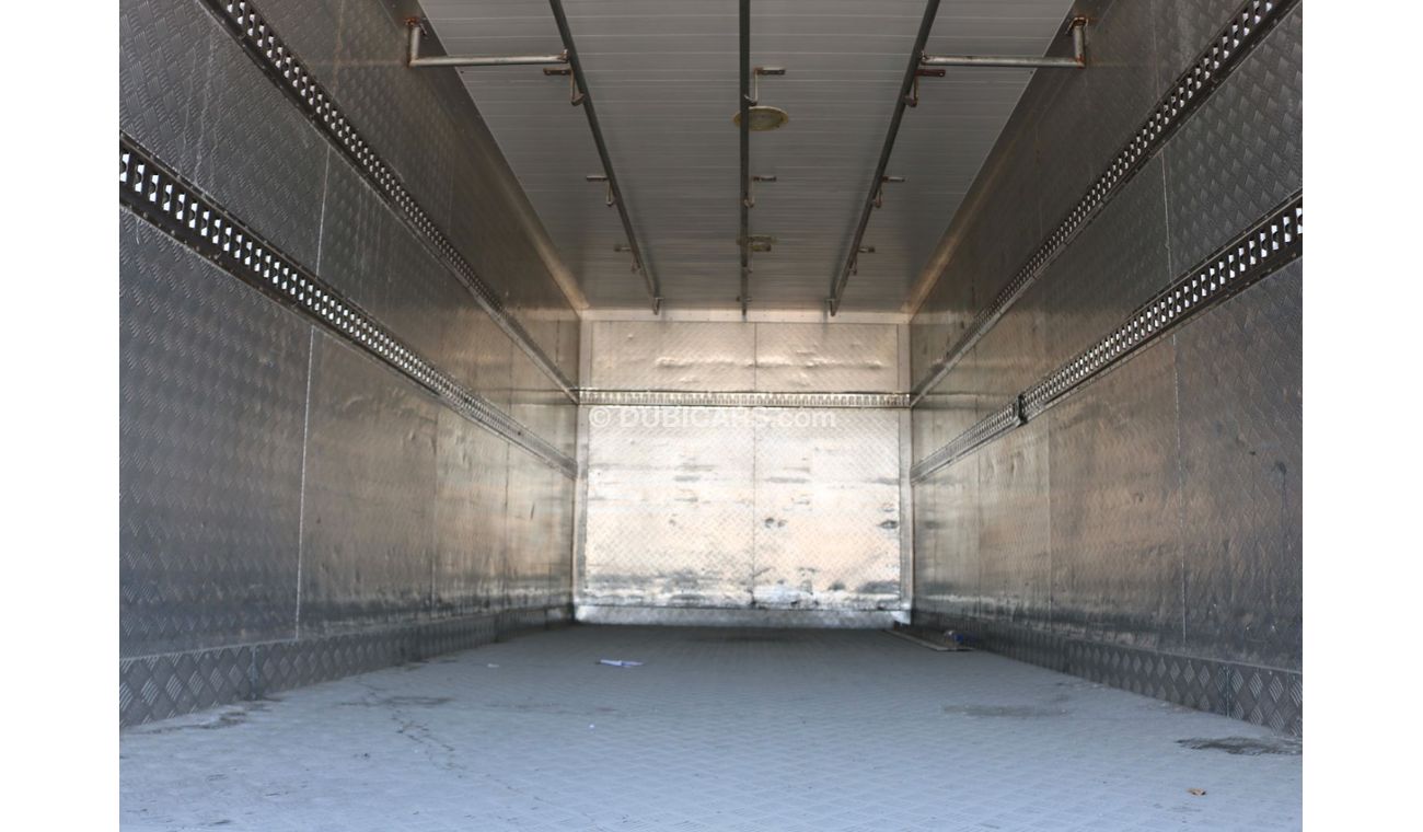 Mitsubishi Fuso Canter 2017 | MITSUBISHI CANTER HD DRY BOX - WITH GCC SPECS AND EXCELLENT CONDITION