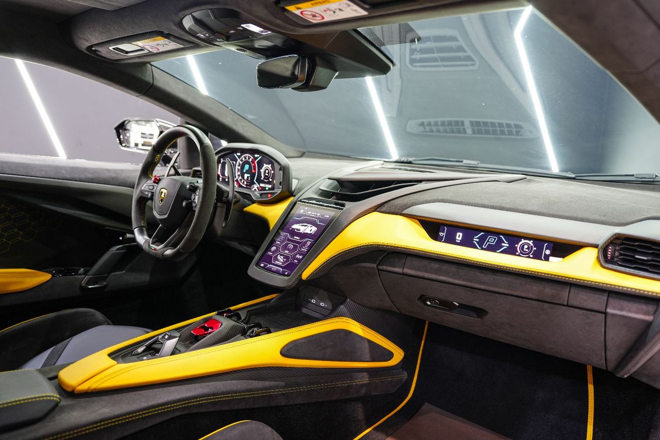 Lamborghini Revuelto 6.5L V12 Hybrid 2025 Lamborghini Revuelto, Hybrid V12, ADAS Package, Full Carbon, Dealer Warranty + 