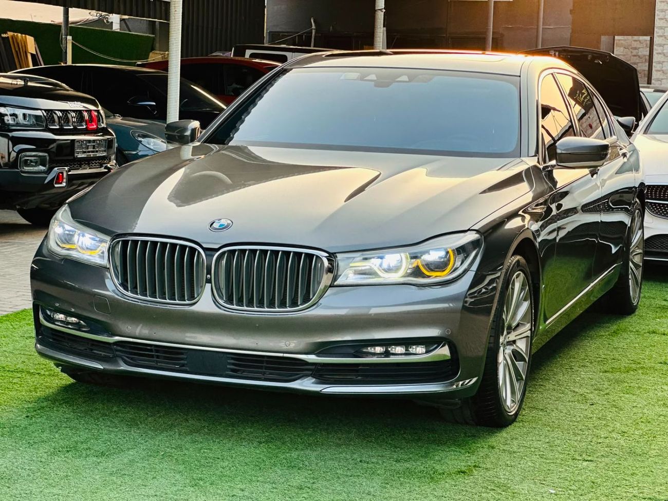بي أم دبليو 740Li PURE EXCELLENCE