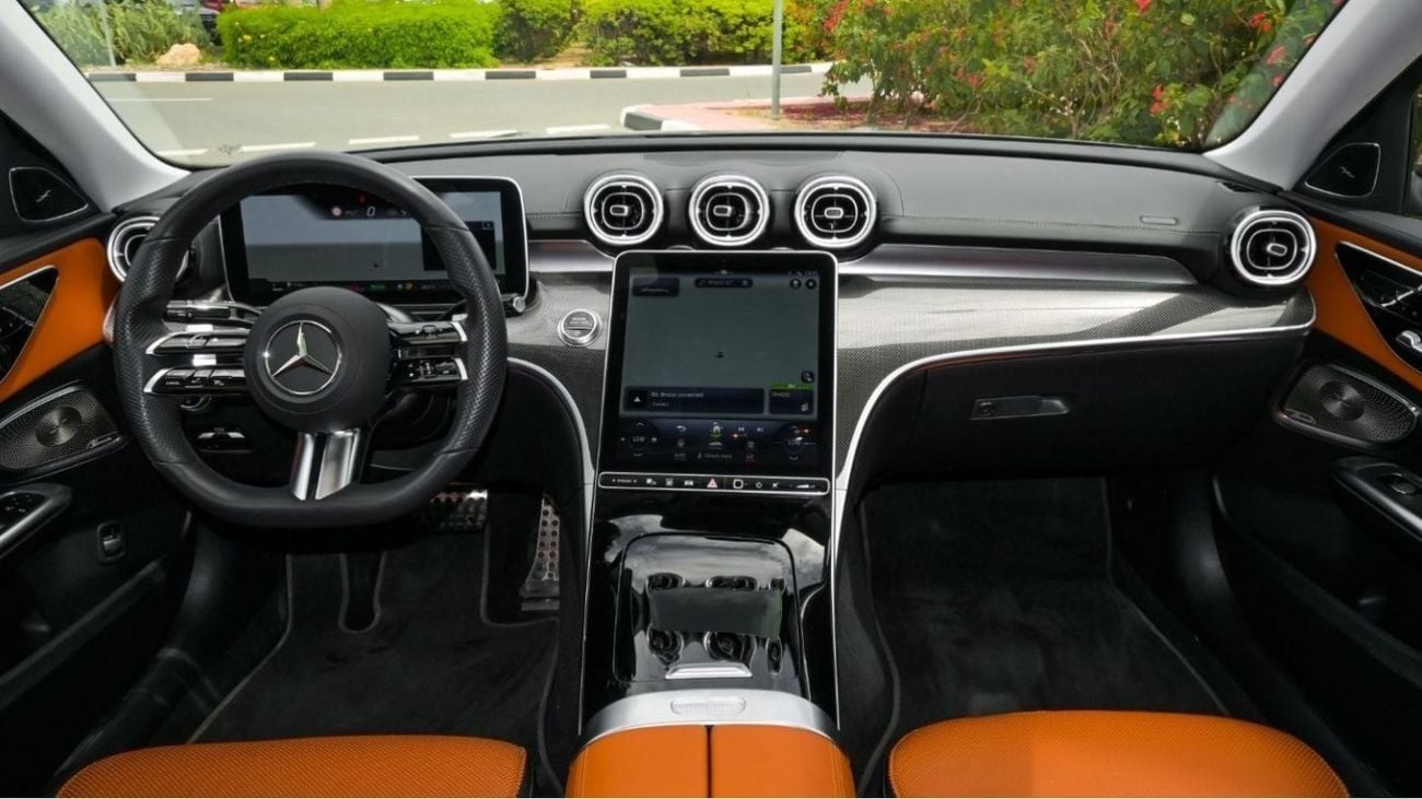 مرسيدس بنز C 300 Std Perfect Condition | Mercedes-Benz C300 2.0L | Panorama 360 degree cameras, With Warranty  | 2022