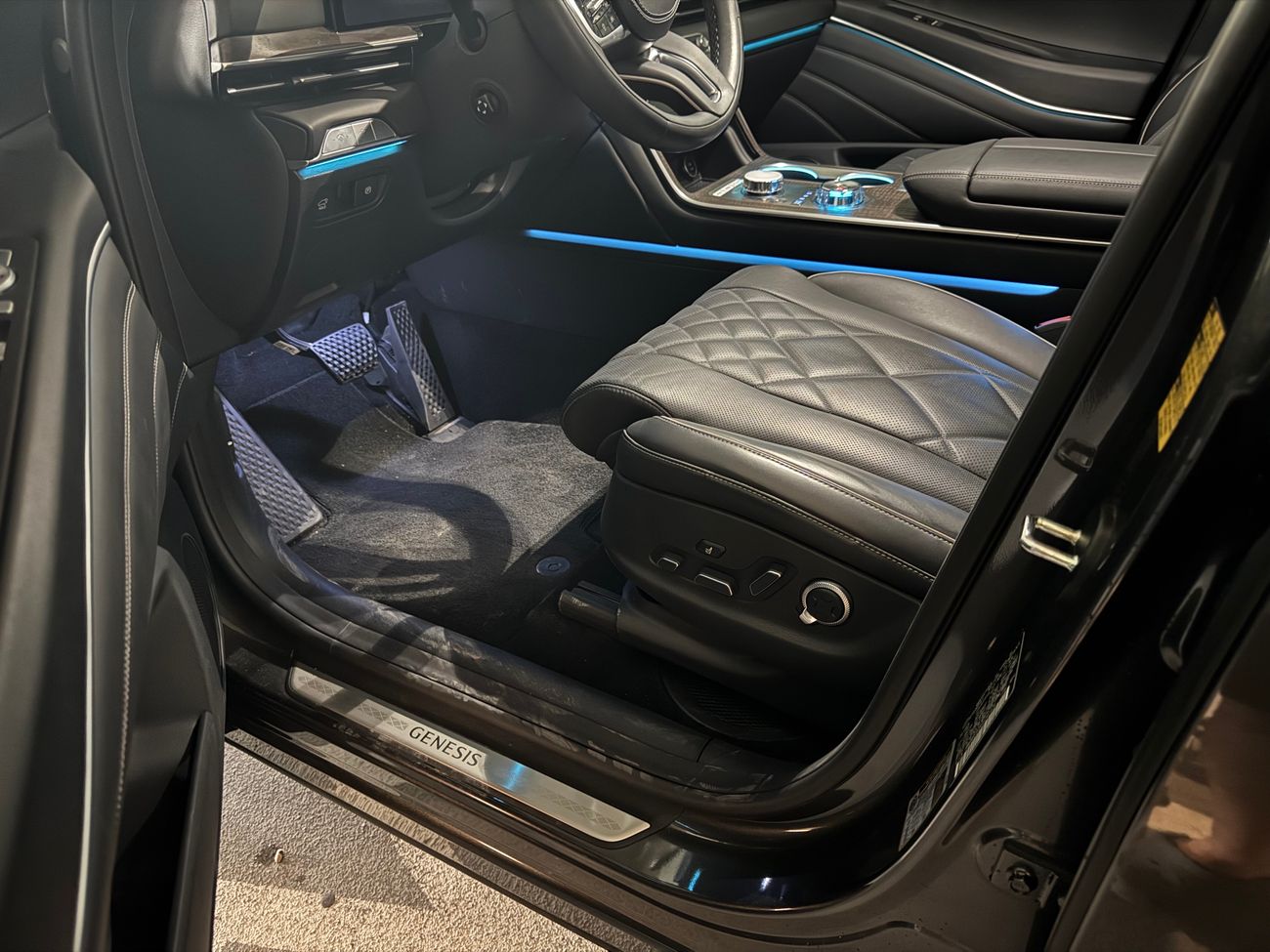 جينيسس GV80 royal