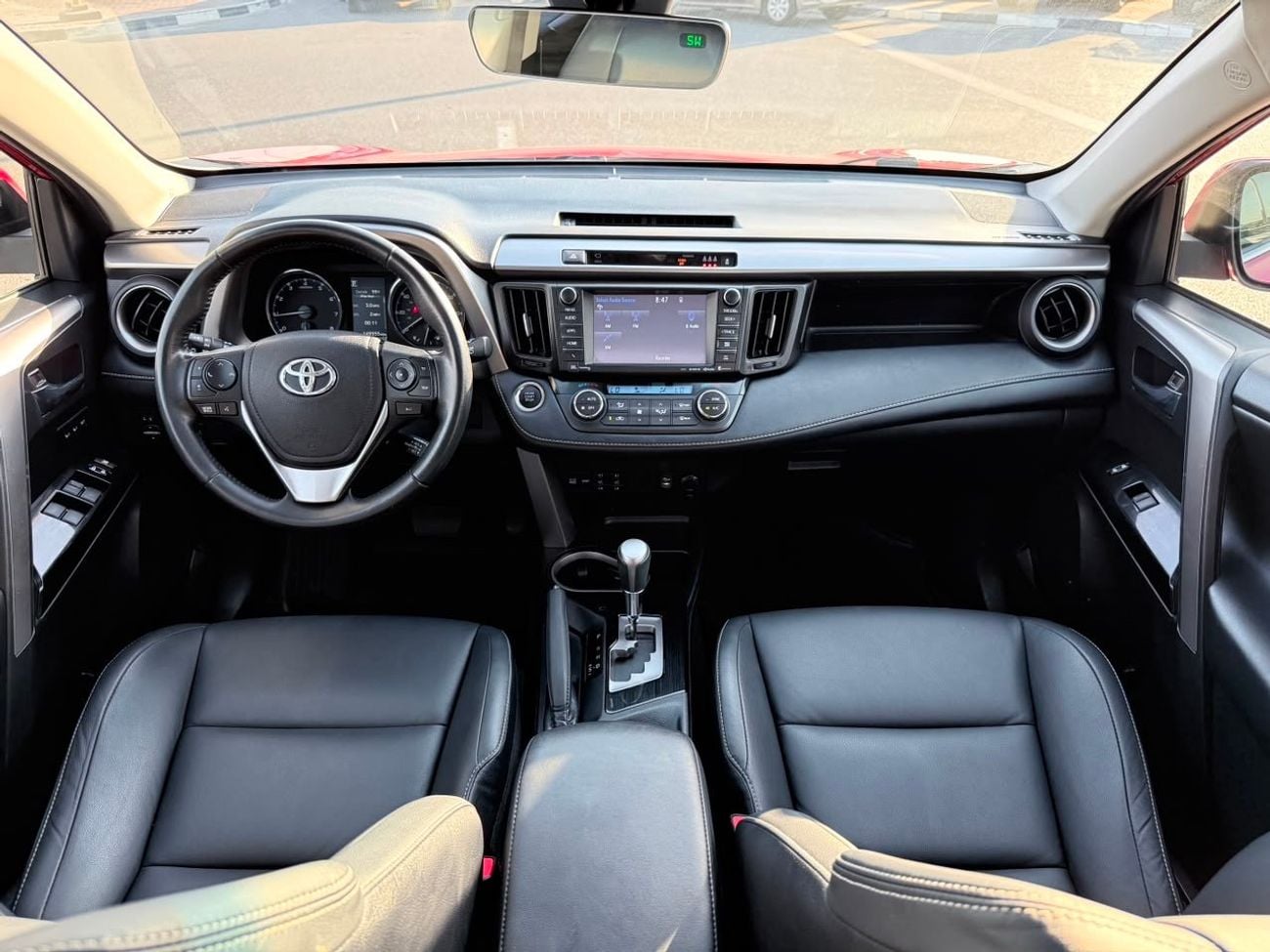 تويوتا راف ٤ Limited Sunroof/ leather seats, 360 camera