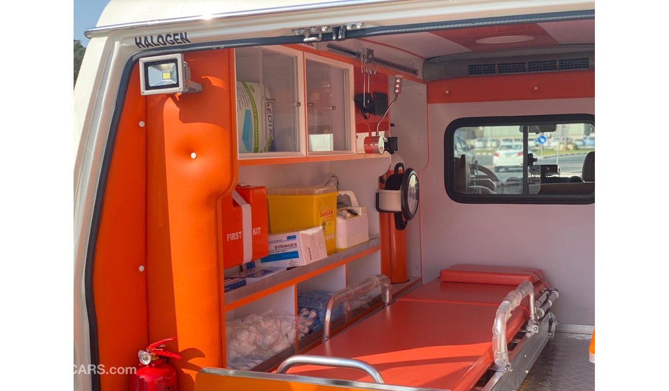 تويوتا لاند كروزر هارد توب TOYOTA HARDTOP AMBULANCE - DIESEL MT 2021