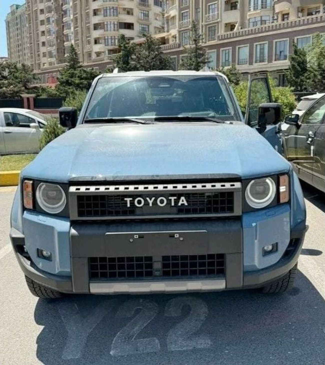 Toyota Prado Adventure Dual Tone 2.4T FIRST EDITION 2.4T (For export only)