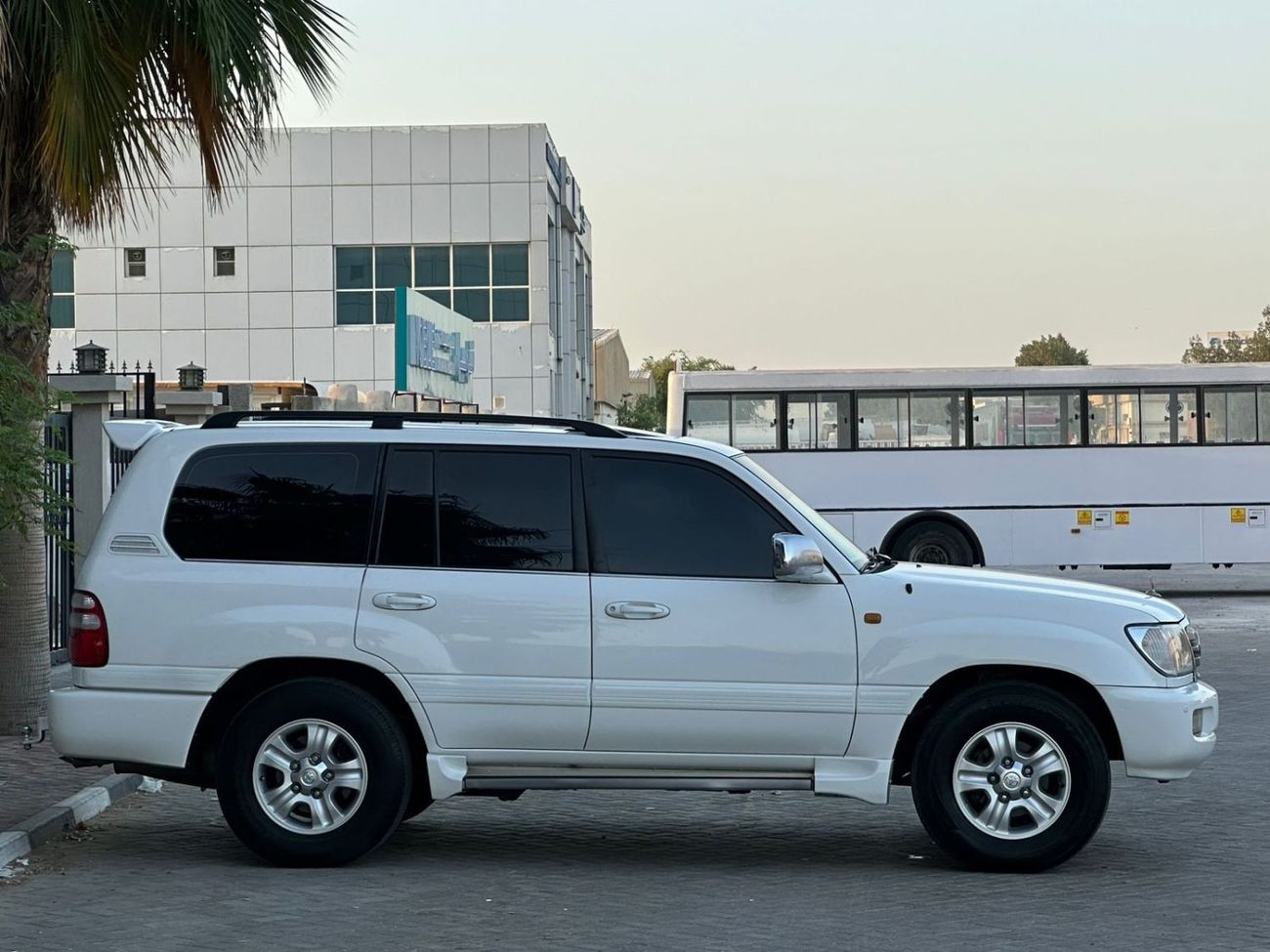 تويوتا لاند كروزر تويوتا لاندكروزر GXR V6 خليجي 2005