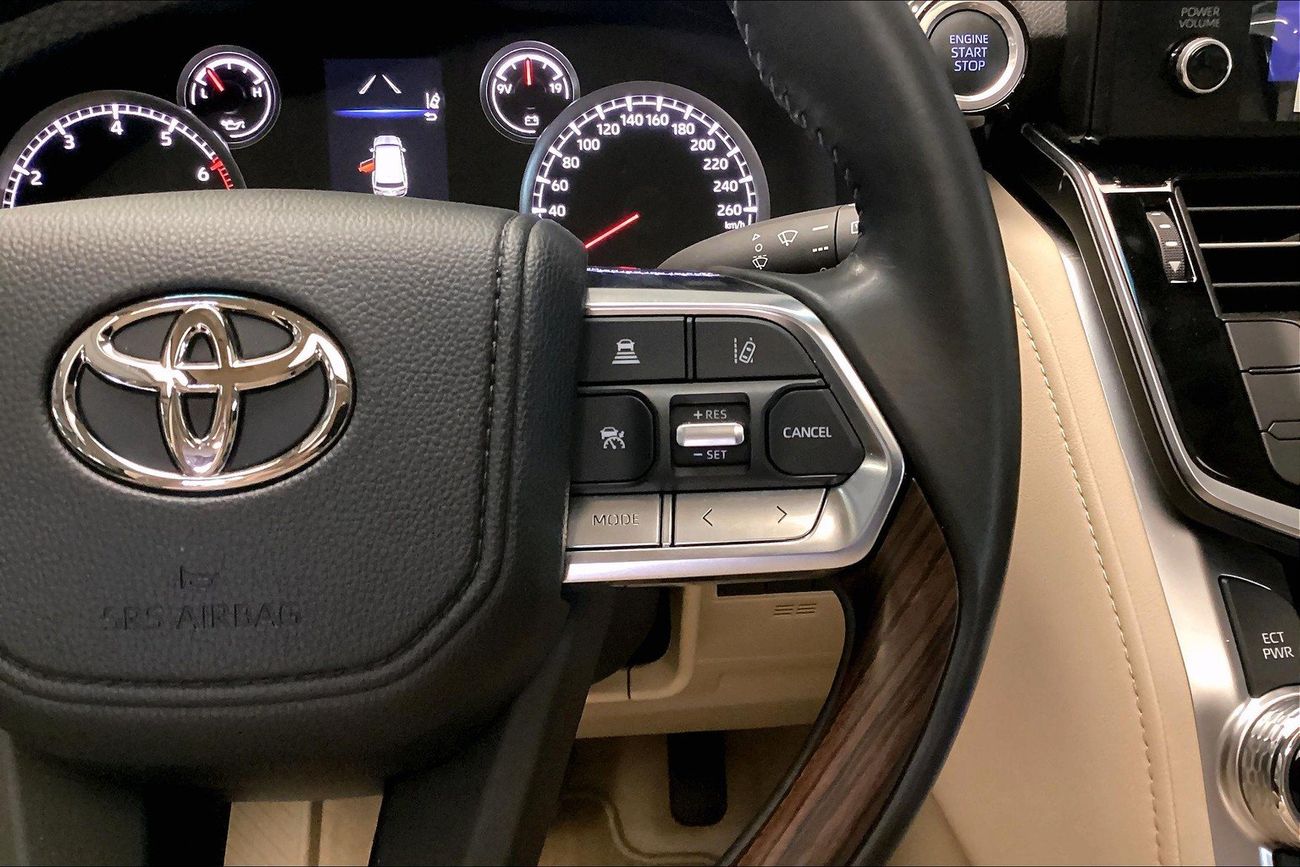 تويوتا لاند كروزر GXR | شامل الضمان | 0 ﺪﻔﻋﺓ ﺃﻮﻟﻯ