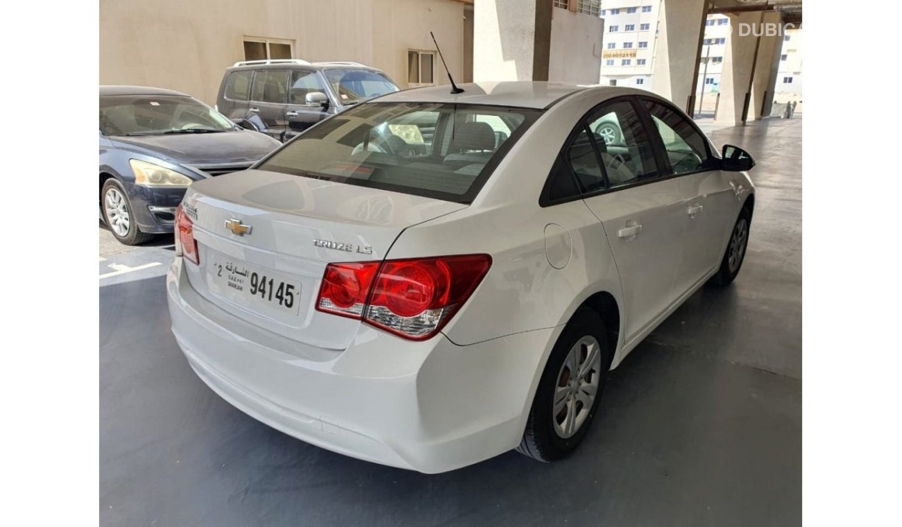 Chevrolet Cruze Chevrolet Curse 2015 full automatic very celen car