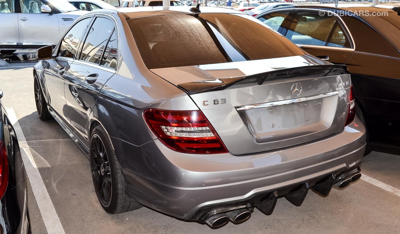 Mercedes-Benz C 63 AMG