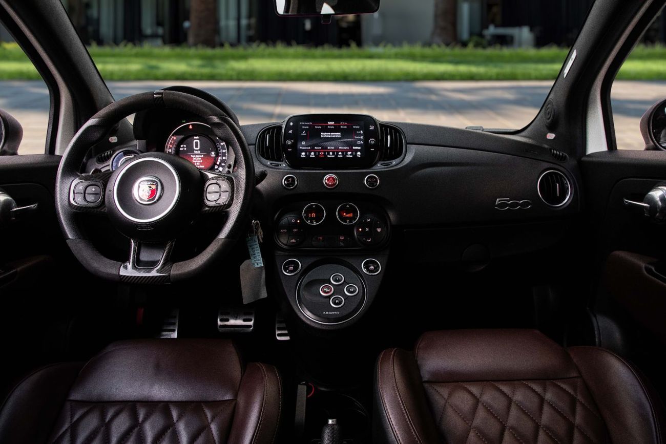 Abarth 695 Turismo Cabrio | 1,273 P.M | 0% Downpayment | Spectacular Condition!