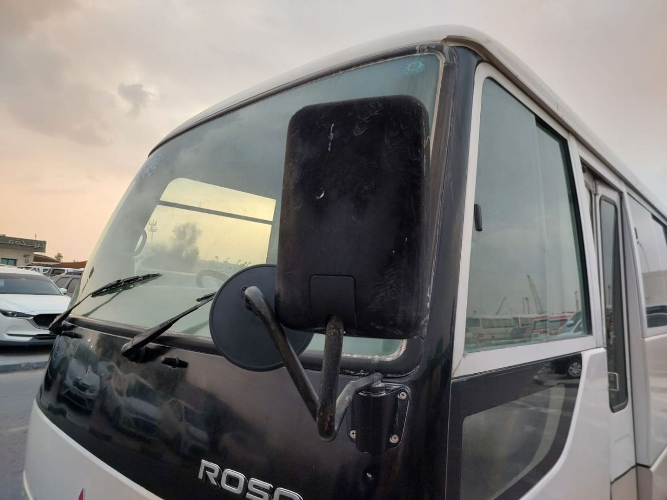 Mitsubishi Rosa MITSUBISHI ROSA BUS RHD 1997 MODEL 3.9 L DIESEL MANUAL(PM00035)