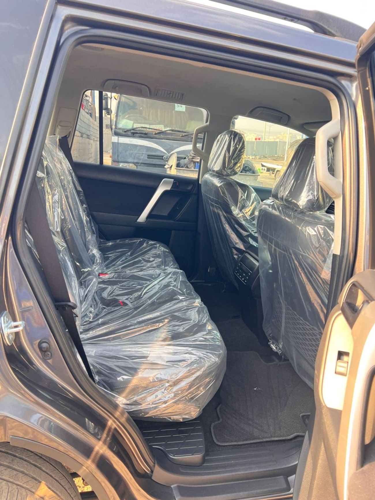 Toyota Prado diesel 2.8 liter right hand drive automatic only for export available