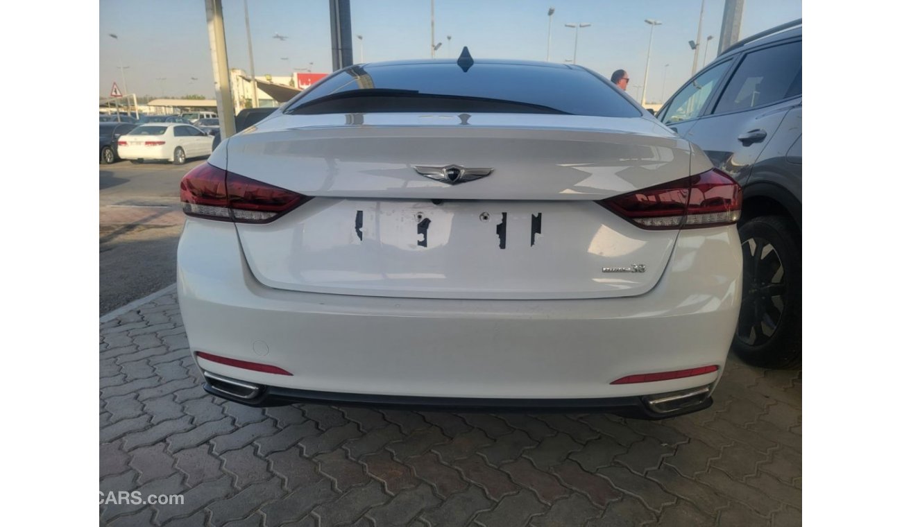 Hyundai Genesis Platinum