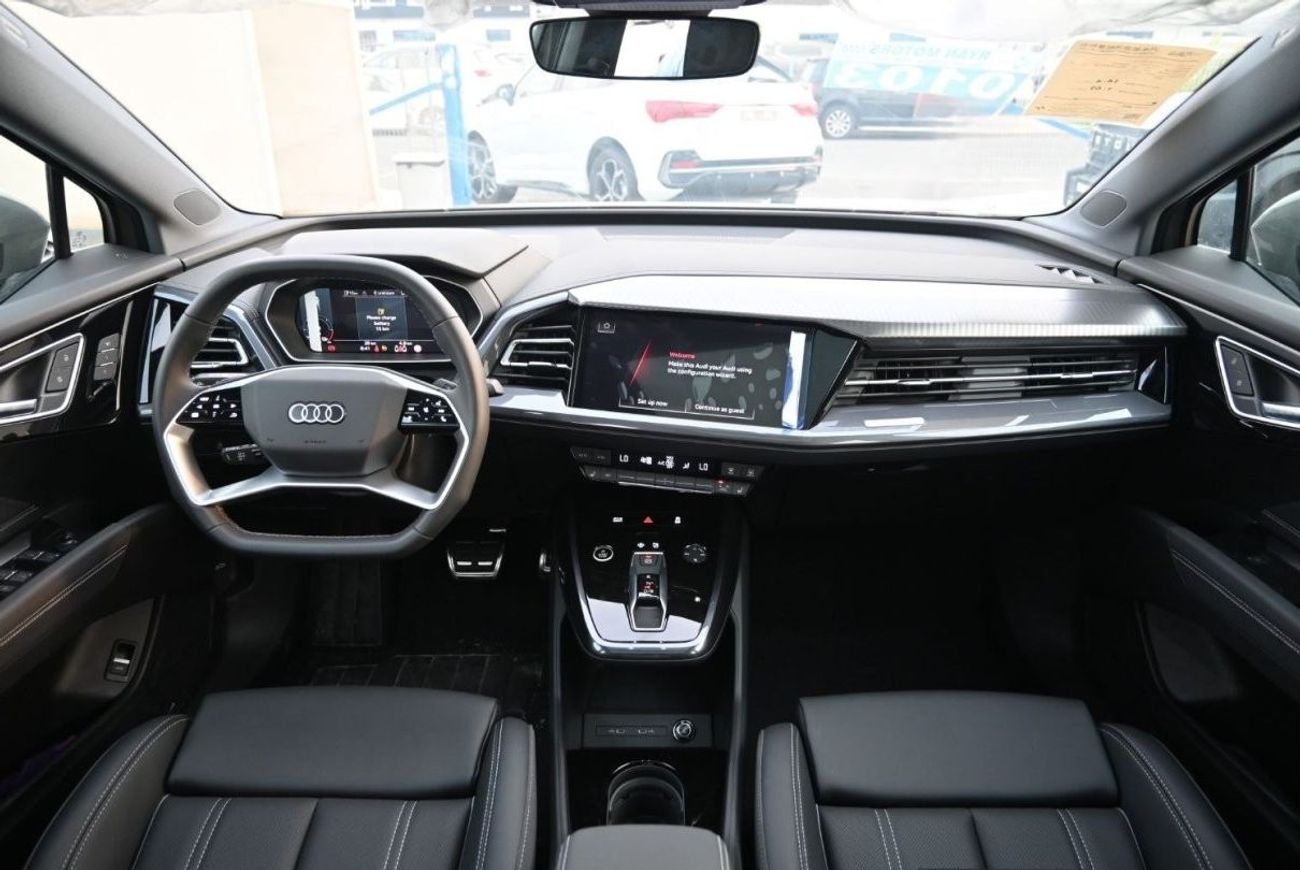 أودي اي ترون Audi Q4 High 40 E-Tron Color Grey Model 2024