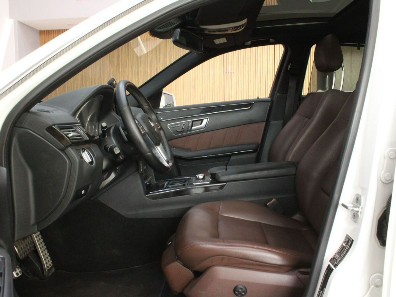 مرسيدس بنز E300 AMG | GCC