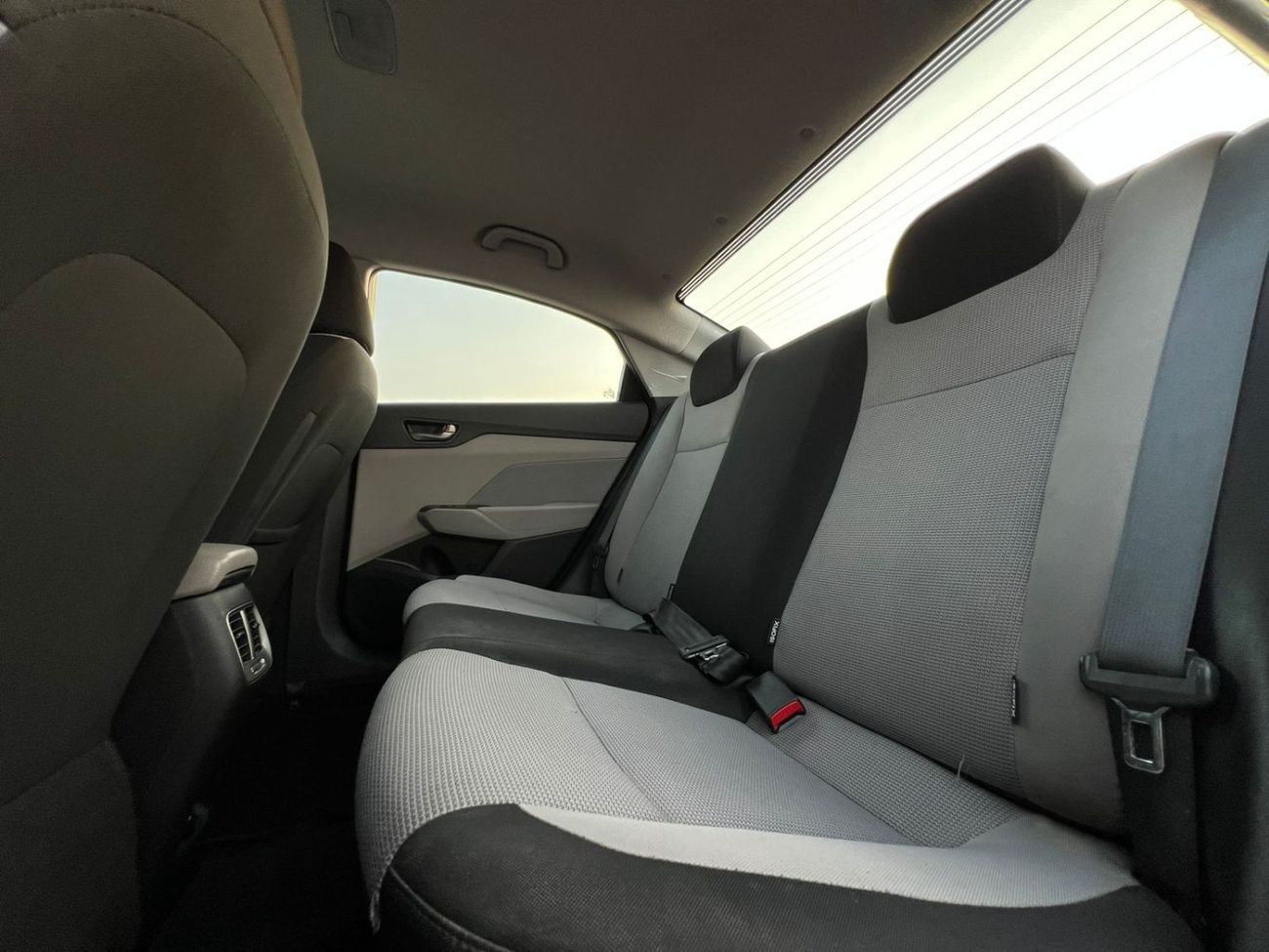 Hyundai Accent GL 1.6L (138 HP) Sedan