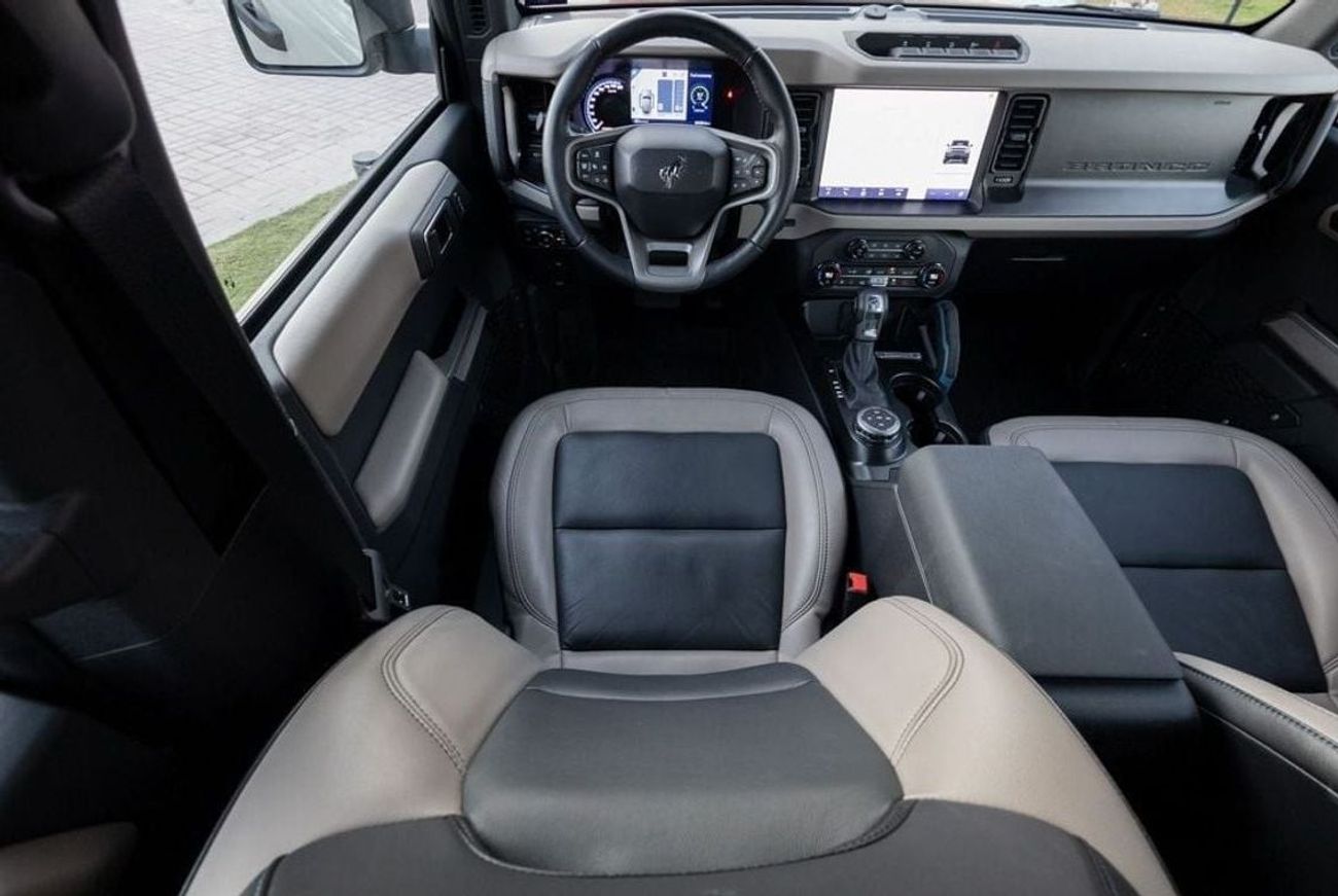 فورد برونكو Wildtrak 2.7L (5 Seater) Ford Bronco Wildtrak 2023 GCC under Agency Warranty and Service Contract wi