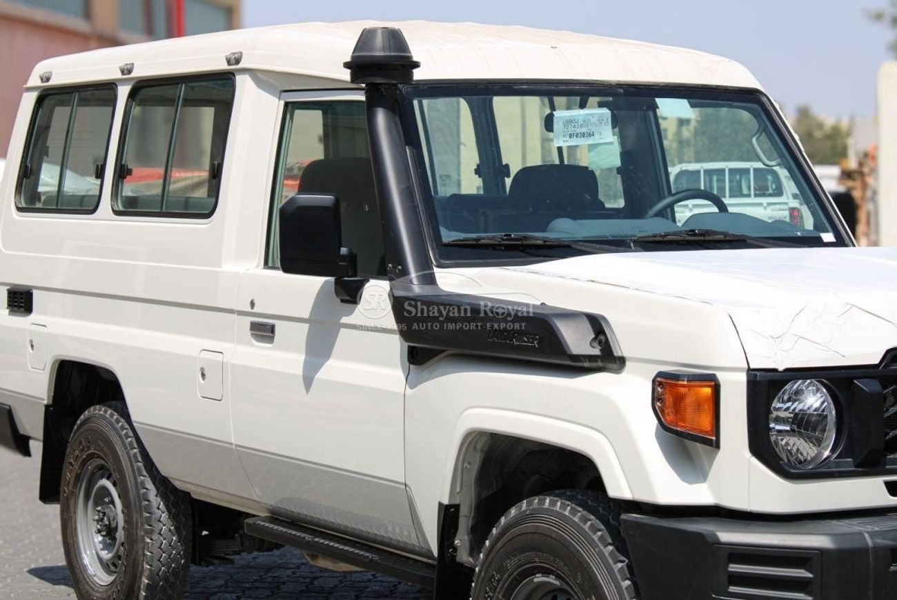 تويوتا لاند كروزر 70 LHD LC78 4.2L DSL V6 4WD 3DR 13S MT 2024MY