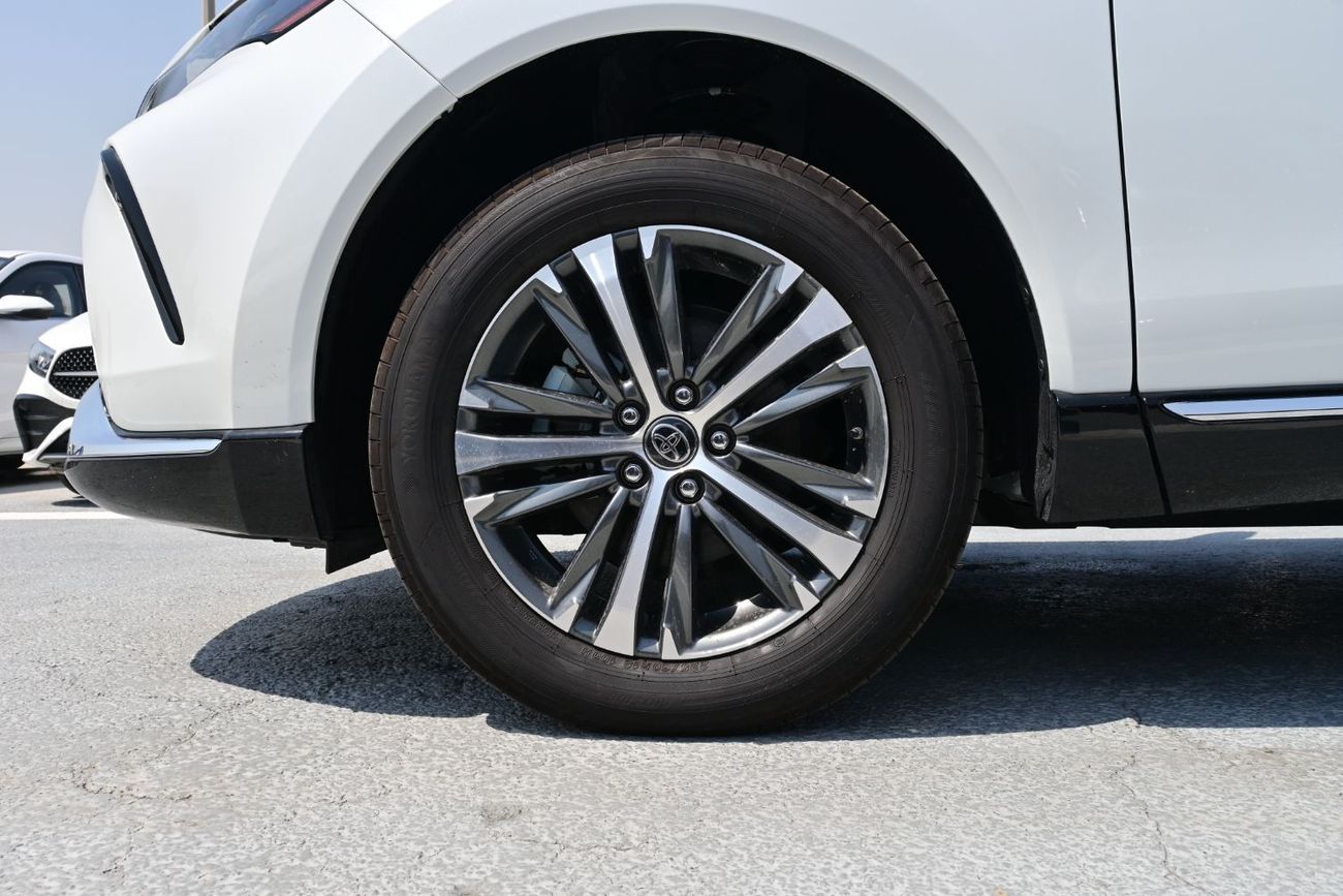 تويوتا فينزا Toyota Venza 2.0L Petrol, Model 2025 Color White