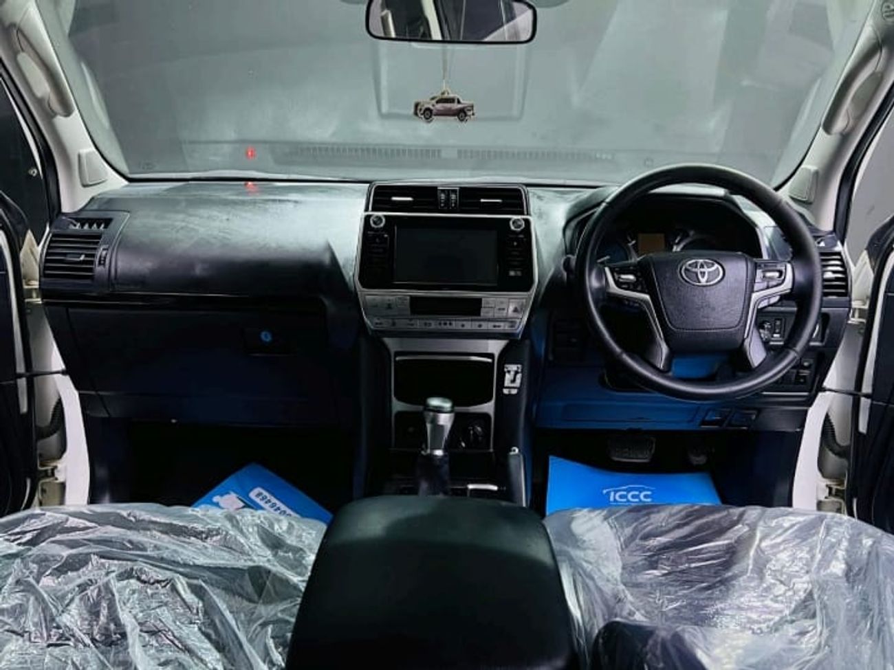 Toyota Prado TX.L-2.8L-Diesel-RHD-4WD-Australian specs-Automatic-4 Cylinders-7 Seats-5Doors