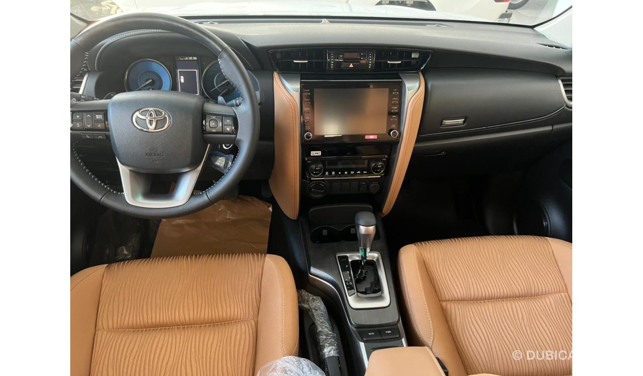 Toyota Fortuner 2.4L DIESEL // 2022 // MID OPTION WITH  BACK CAMERA  // SPECIAL OFFER // BY FORMULA AUTO // FOR EXPO