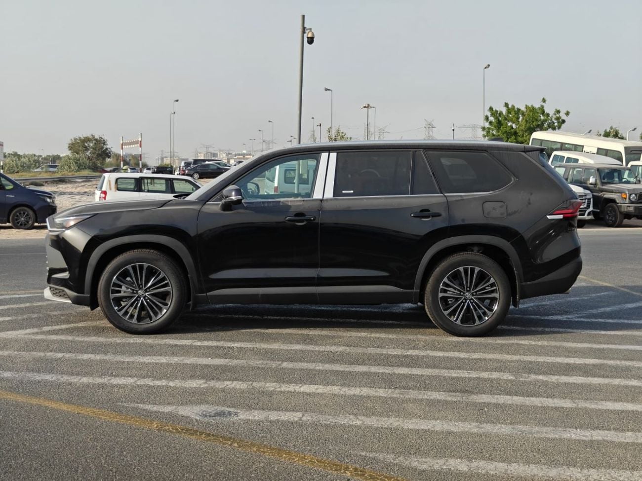 تويوتا جراند هايلاندر 2026 Toyota Grand Highlander platinum
