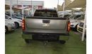 Chevrolet Silverado Pickup model 2009 imported silver color, equipped with two side halves, tyote wheels, sensors cruise
