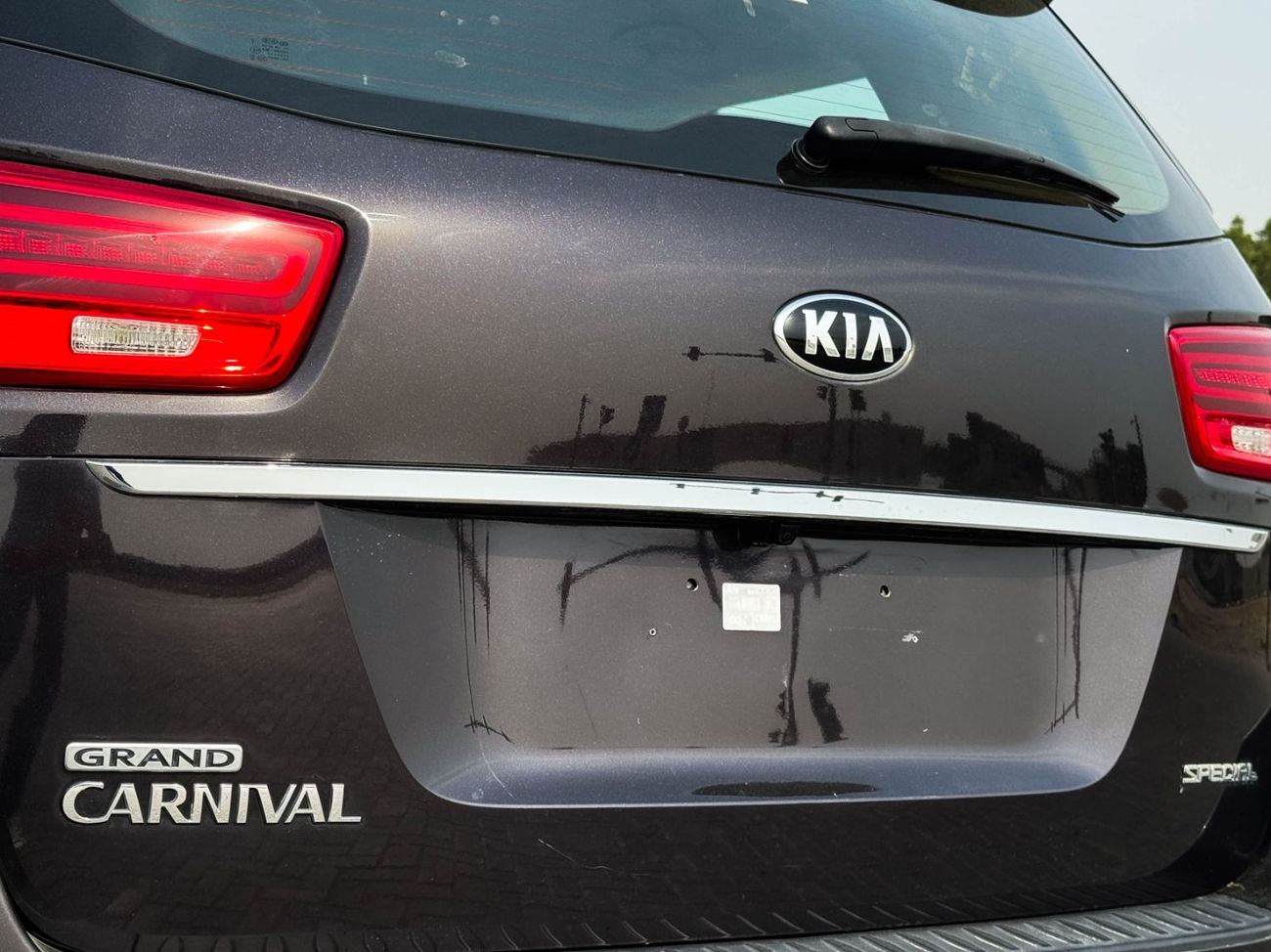 Kia Carnival SXL 3.5L Kia Carnival 2021 | 3.5L | V6 | GCC, accident free | in excellent condition | 1162 PM