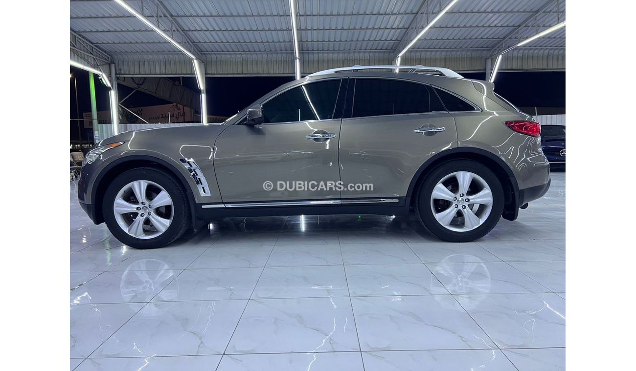 Infiniti FX35