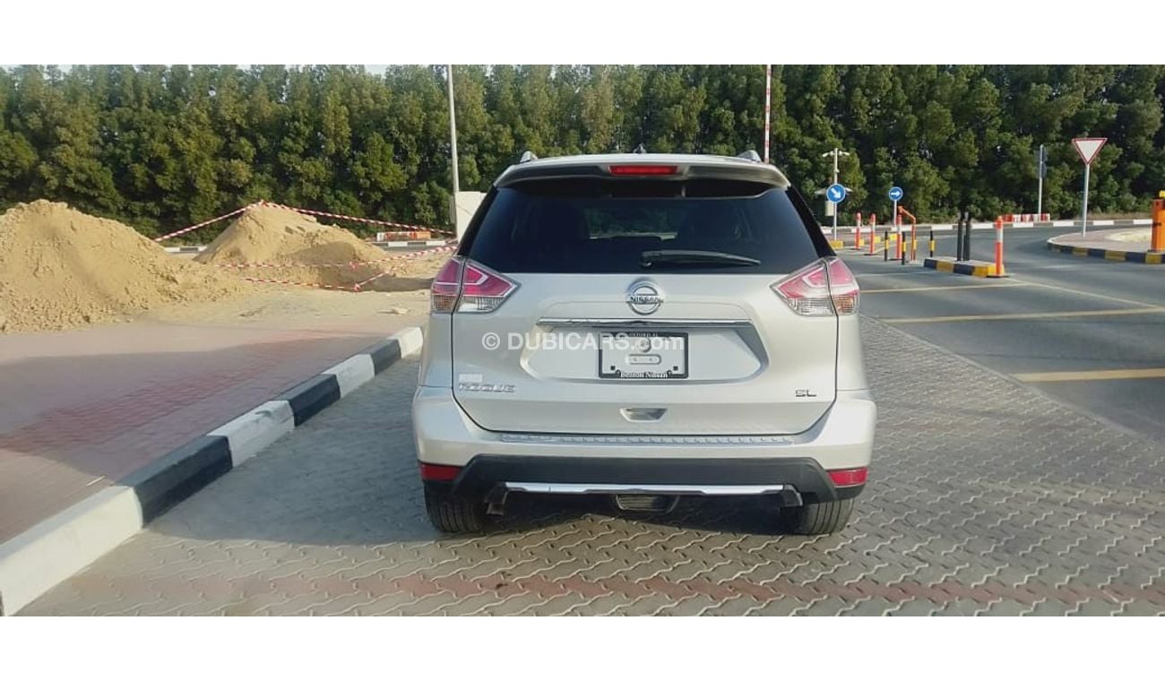Nissan Rogue SL - With Panoramic Sunroof
