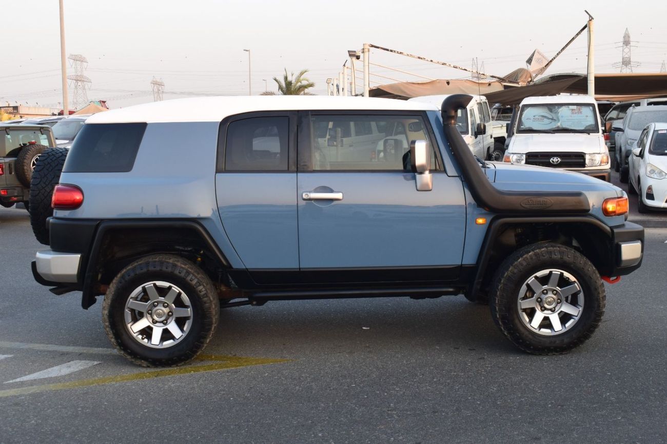 Toyota FJ Cruiser 2015 TOYOTA FJ CRUISER