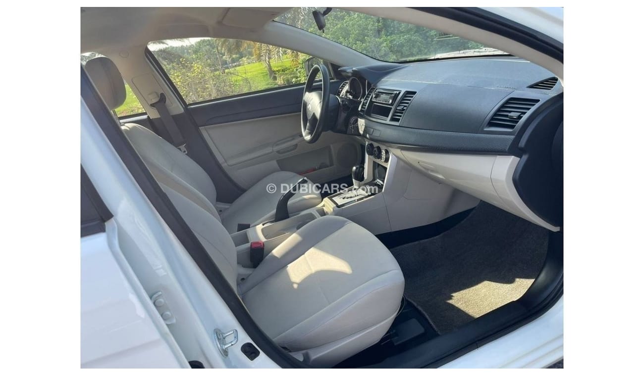 Mitsubishi Lancer MITSUBISHI LANCER 2,0 - GLS- mobile 2017 Excellent Conditio