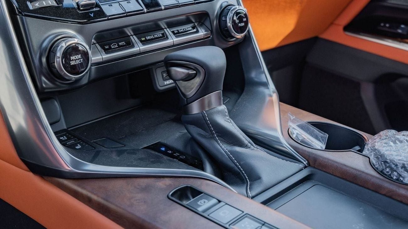 Lexus LX 600 2025 Lexus LX600 KURO 3.5L AT Petrol (Black Edition)