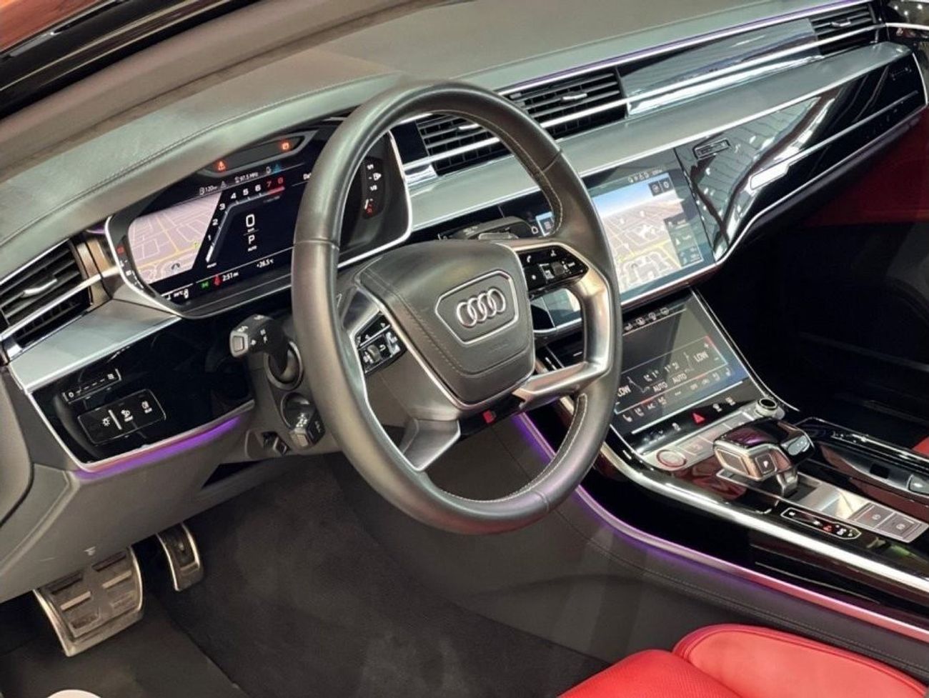 Audi S8 Audi S8, full option, agency condition, agency paint, 2 agency service keys
