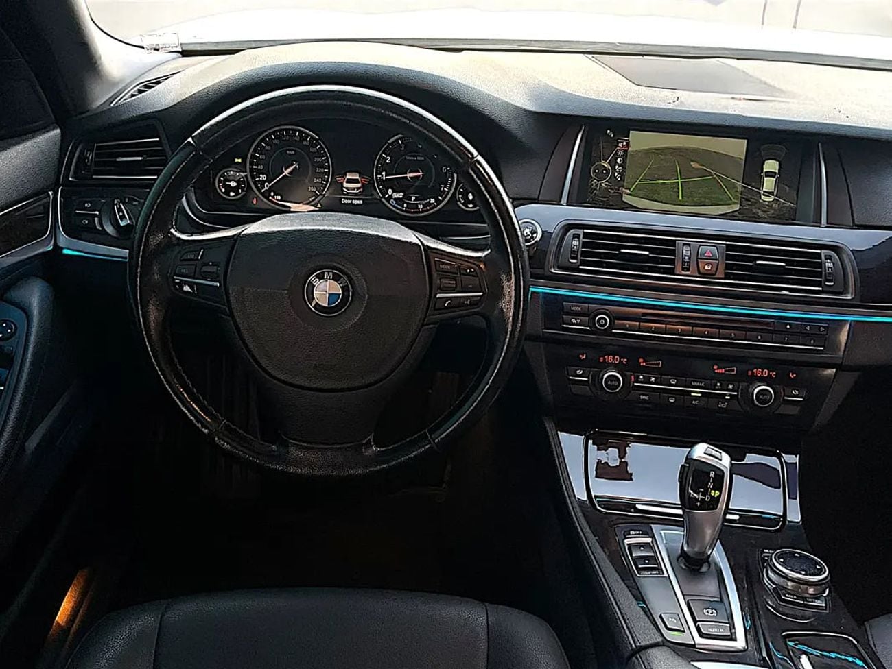 بي أم دبليو 520i 1,800 P.M | 5 SERIES | 520i |EXCLUSIVE | GCC | ORIGINAL PAINT