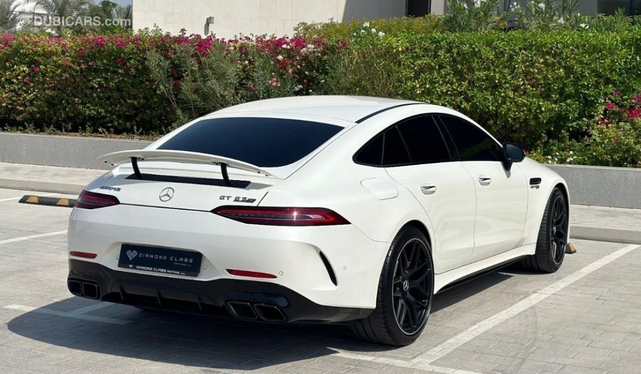 مرسيدس بنز AMG GT 63 4MATIC+ مرسيدس جي تي 63 اس خليجي كامل المواصفات خليجي بدون حوادث كامل تشييكات وكاله