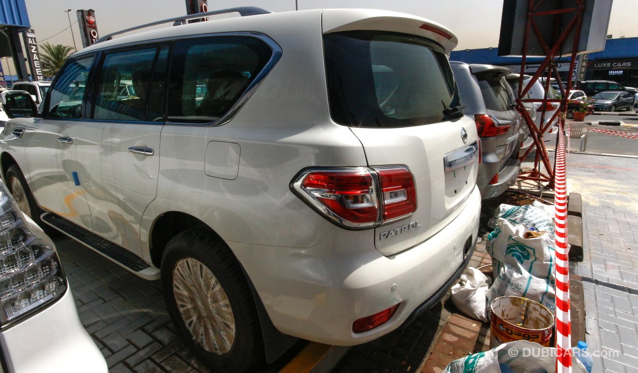 Nissan Patrol SE Platinum V6