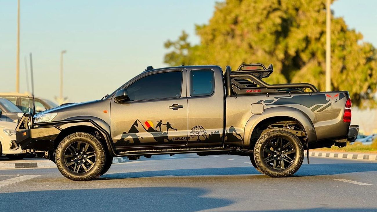 تويوتا هيلوكس -