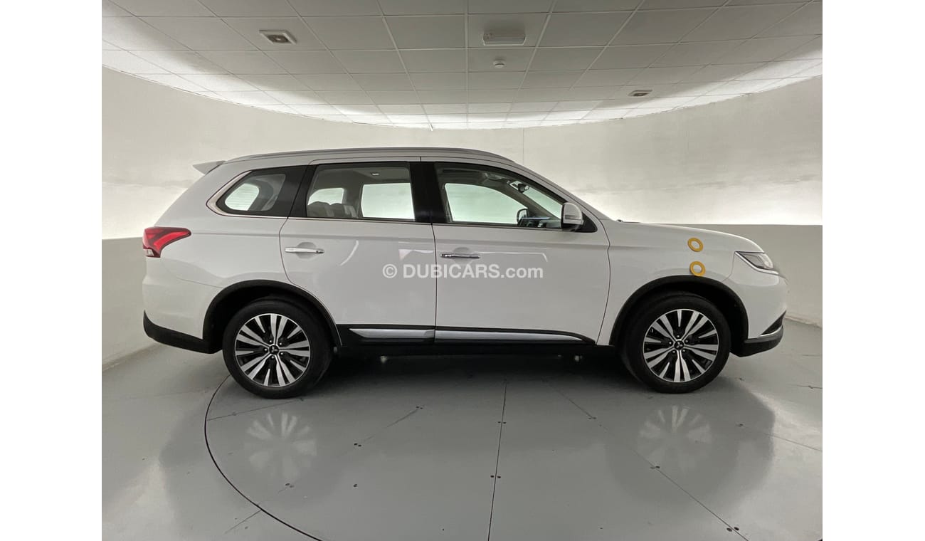 مرسيدس بنز S 550 5.5L-8 CYL-FULL OPTION -JAPANESE SPEC -EXCELLENT CONDITION