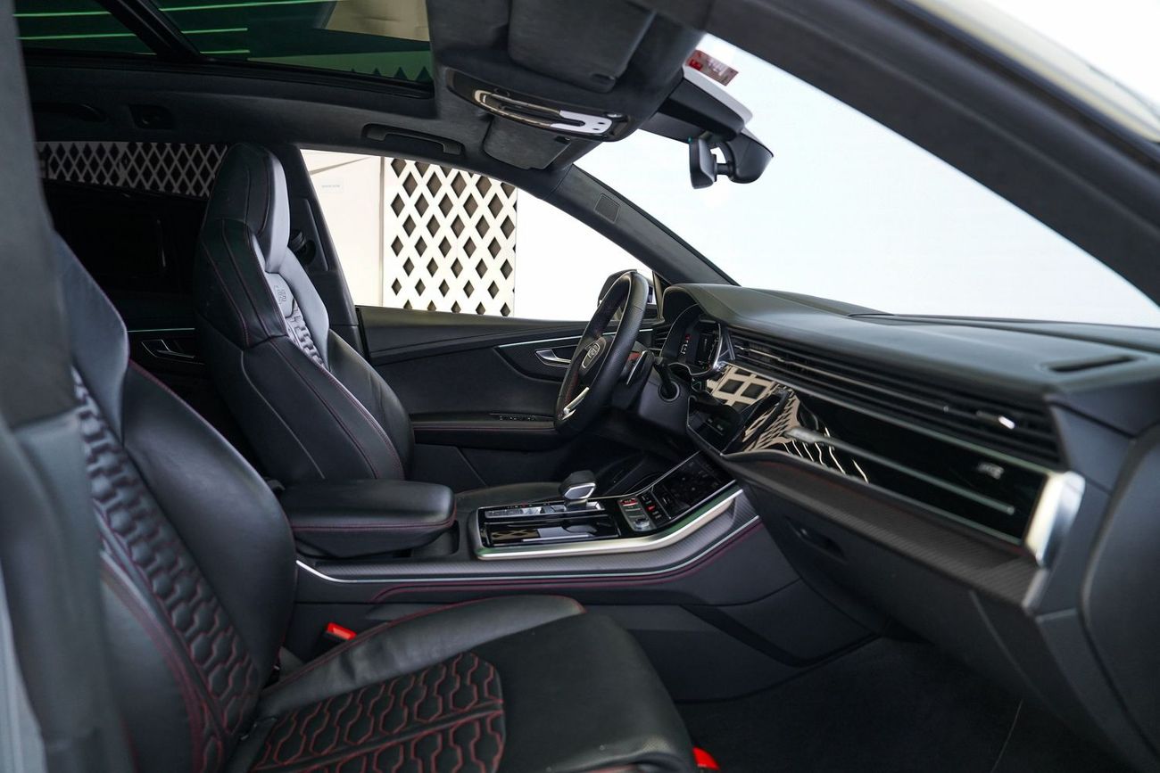 Used Audi RSQ8 TFSI quattro 4.0L 2023 for sale in Dubai - 851685