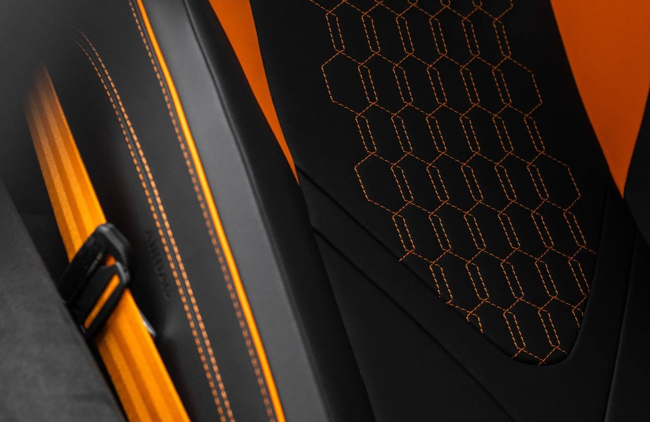 لامبورغيني ريفويلتو 6.5L V12 Naturally Aspirated Engine + eMotor | Warranty