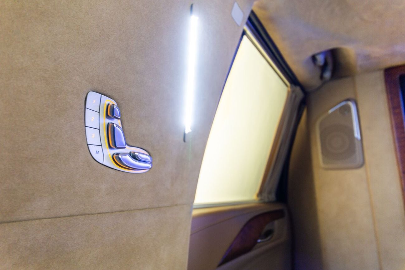 كاديلاك إسكالاد SPORT PLATINUM ERTEX LUXURY DESIGN - 35th YEAR ESCALADE EDITION